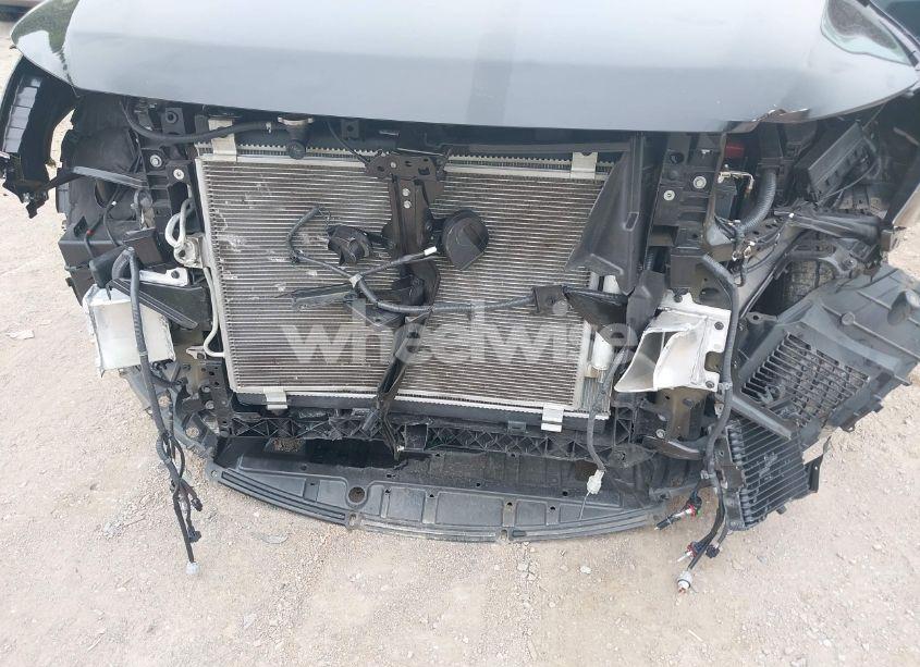 Photo 6 of 2017 Nissan Pathfinder SV (VIN 5N1DR2MM4HC611235)