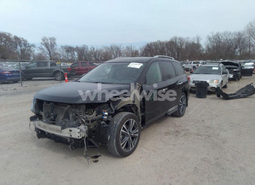 Photo 2 of 2017 Nissan Pathfinder PLATINUM (VIN 5N1DR2MM4HC613468)