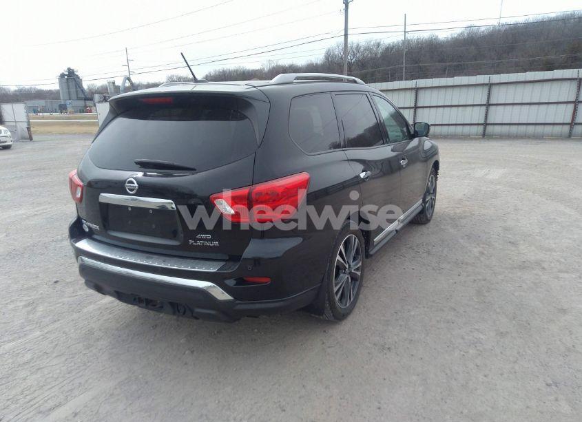 Photo 4 of 2017 Nissan Pathfinder PLATINUM (VIN 5N1DR2MM4HC613468)