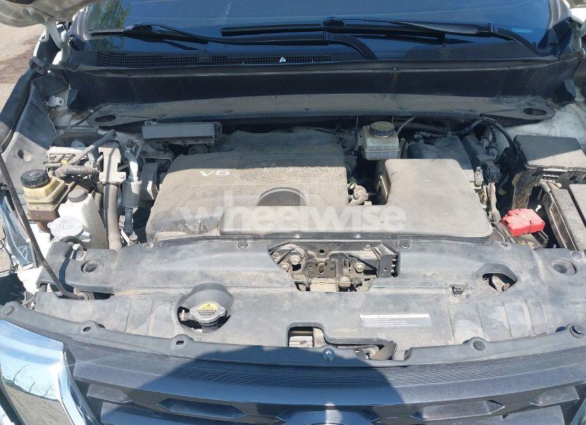 Photo 10 of 2017 Nissan Pathfinder SV (VIN 5N1DR2MM4HC620937)