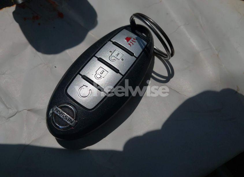 Photo 11 of 2017 Nissan Pathfinder SV (VIN 5N1DR2MM4HC620937)