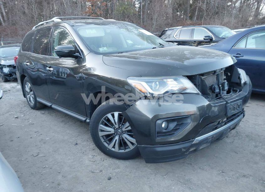 2017 Nissan Pathfinder SL (VIN 5N1DR2MM4HC630884) main photo