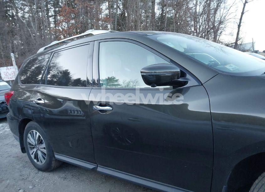 Photo 14 of 2017 Nissan Pathfinder SL (VIN 5N1DR2MM4HC630884)