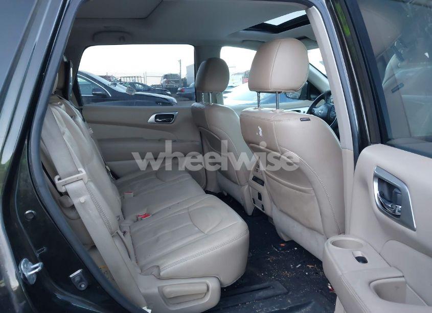 Photo 8 of 2017 Nissan Pathfinder SL (VIN 5N1DR2MM4HC630884)