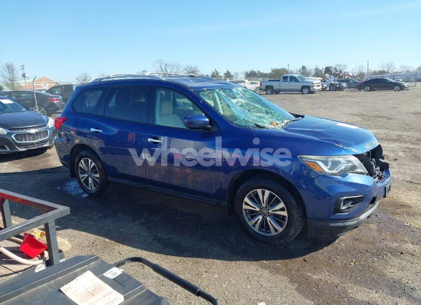 Photo 14 of 2017 Nissan Pathfinder SV (VIN 5N1DR2MM4HC631842)