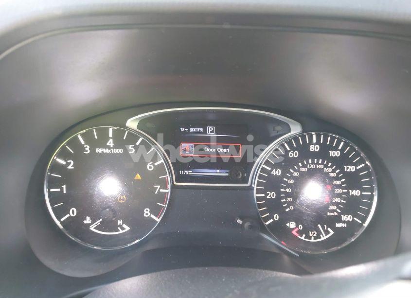 Photo 7 of 2017 Nissan Pathfinder PLATINUM/S/SL/SV (VIN 5N1DR2MM4HC648432)