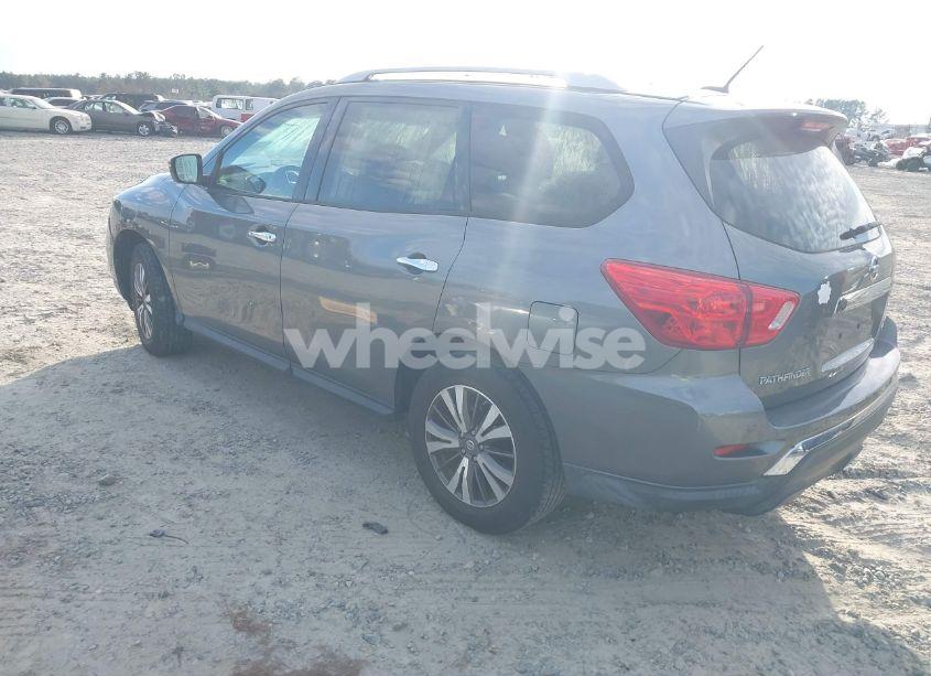 Photo 3 of 2017 Nissan Pathfinder SV (VIN 5N1DR2MM4HC651010)