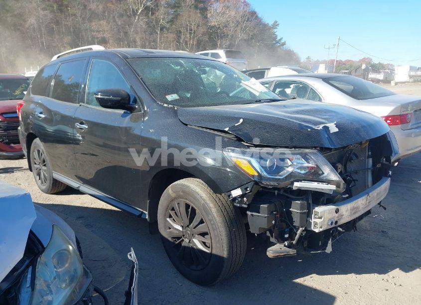 2017 Nissan Pathfinder S (VIN 5N1DR2MM4HC669832) main photo