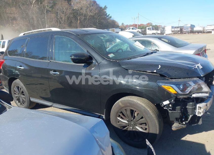 Photo 13 of 2017 Nissan Pathfinder S (VIN 5N1DR2MM4HC669832)