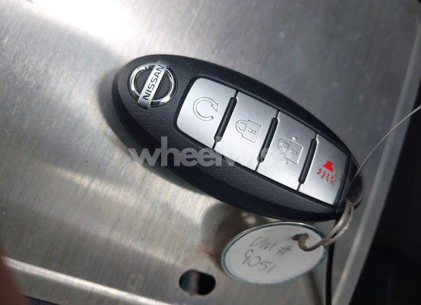 Photo 11 of 2017 Nissan Pathfinder SV (VIN 5N1DR2MM4HC679051)