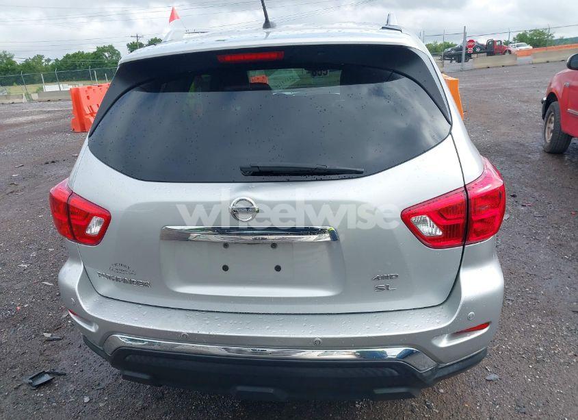 Photo 16 of 2017 Nissan Pathfinder SL (VIN 5N1DR2MM4HC680569)