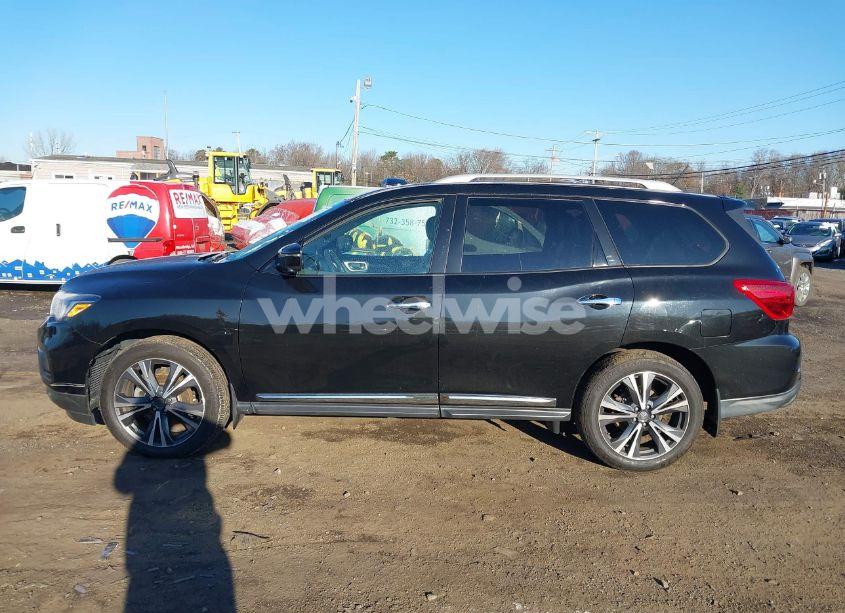 Photo 14 of 2018 Nissan Pathfinder PLATINUM (VIN 5N1DR2MM4JC607434)