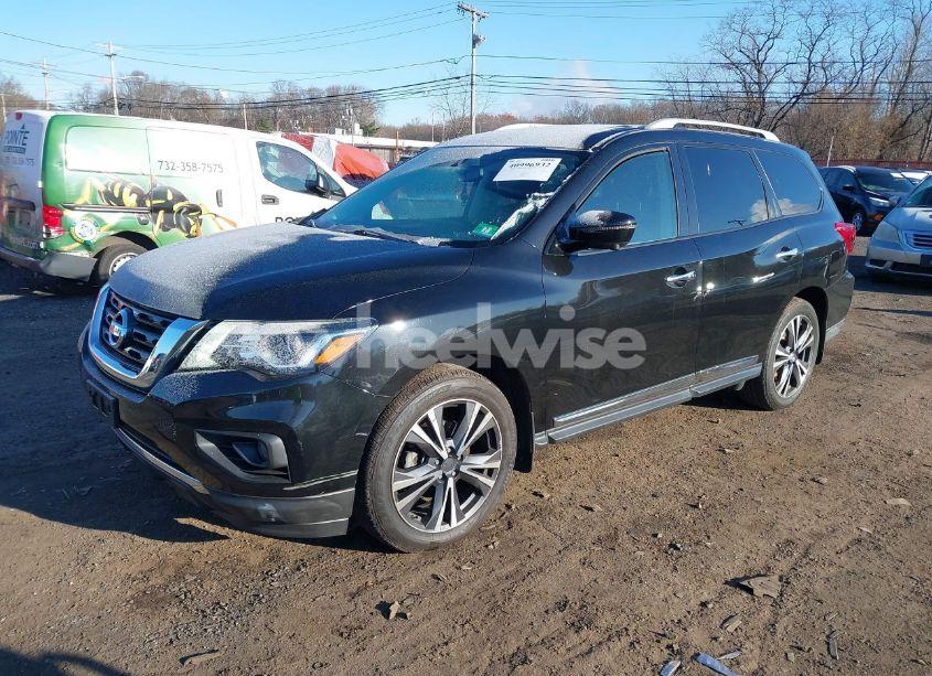 Photo 2 of 2018 Nissan Pathfinder PLATINUM (VIN 5N1DR2MM4JC607434)