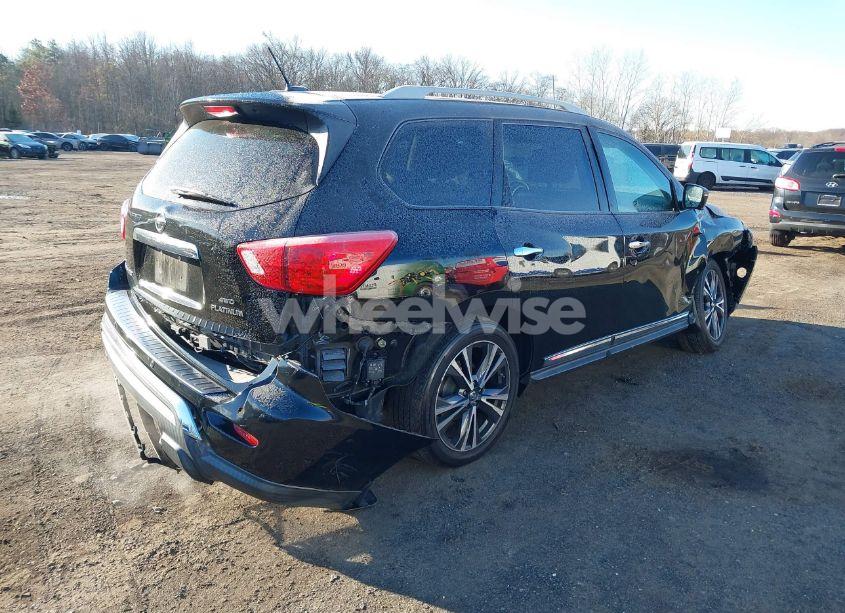 Photo 4 of 2018 Nissan Pathfinder PLATINUM (VIN 5N1DR2MM4JC607434)