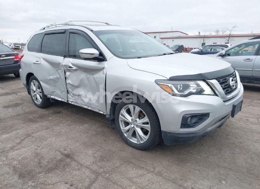 2018 Nissan Pathfinder SL (VIN 5N1DR2MM4JC631927) main photo