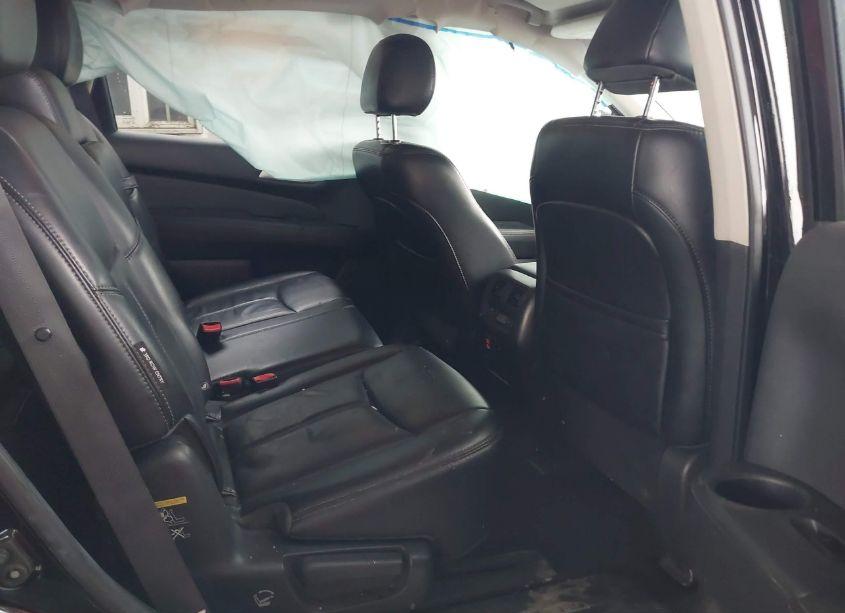 Photo 8 of 2018 Nissan Pathfinder SL (VIN 5N1DR2MM4JC637677)