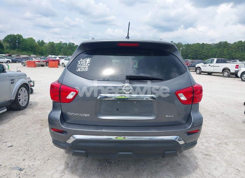 Photo 16 of 2018 Nissan Pathfinder S (VIN 5N1DR2MM4JC642152)