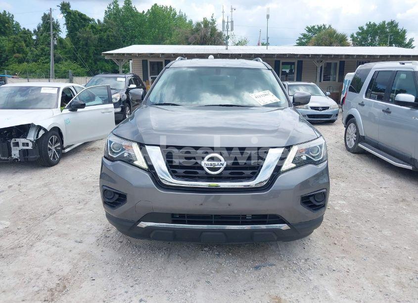 Photo 6 of 2018 Nissan Pathfinder S (VIN 5N1DR2MM4JC642152)