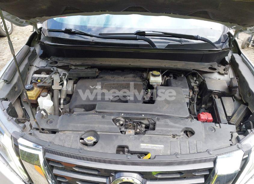 Photo 10 of 2018 Nissan Pathfinder SV (VIN 5N1DR2MM4JC661316)