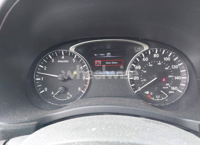 Photo 7 of 2018 Nissan Pathfinder SV (VIN 5N1DR2MM4JC664460)