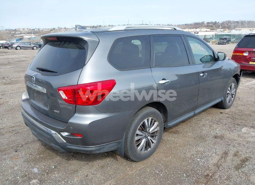 Photo 4 of 2019 Nissan Pathfinder S (VIN 5N1DR2MM4KC588918)