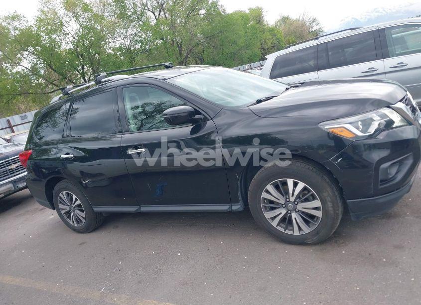 Photo 13 of 2017 Nissan Pathfinder PLATINUM/S/SL/SV (VIN 5N1DR2MM5HC607078)