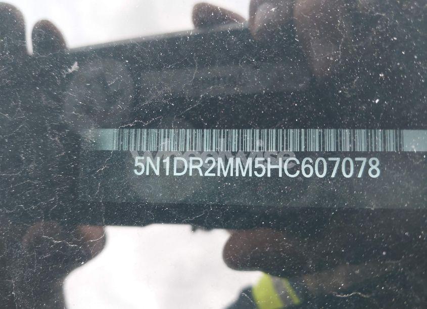 Photo 9 of 2017 Nissan Pathfinder PLATINUM/S/SL/SV (VIN 5N1DR2MM5HC607078)