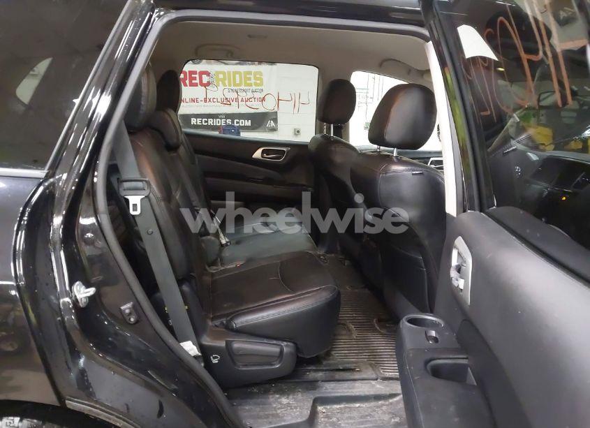 Photo 8 of 2017 Nissan Pathfinder SV (VIN 5N1DR2MM5HC636032)