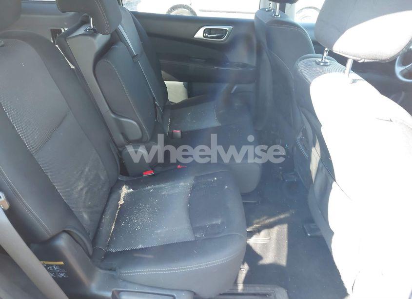 Photo 8 of 2017 Nissan Pathfinder S (VIN 5N1DR2MM5HC648066)