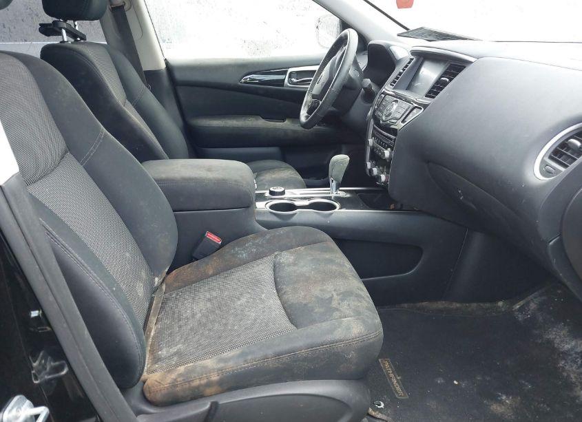 Photo 5 of 2017 Nissan Pathfinder SV (VIN 5N1DR2MM5HC650545)