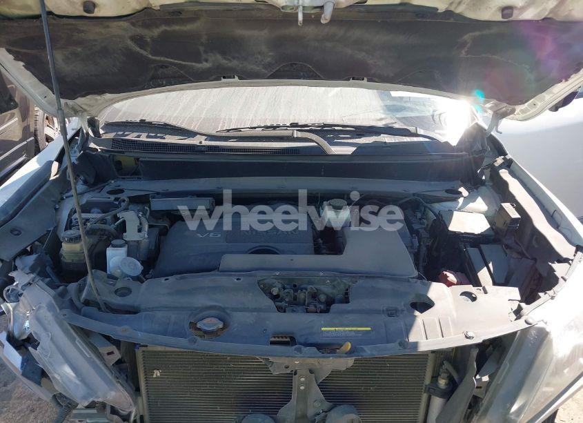 Photo 10 of 2017 Nissan Pathfinder PLATINUM (VIN 5N1DR2MM5HC658709)