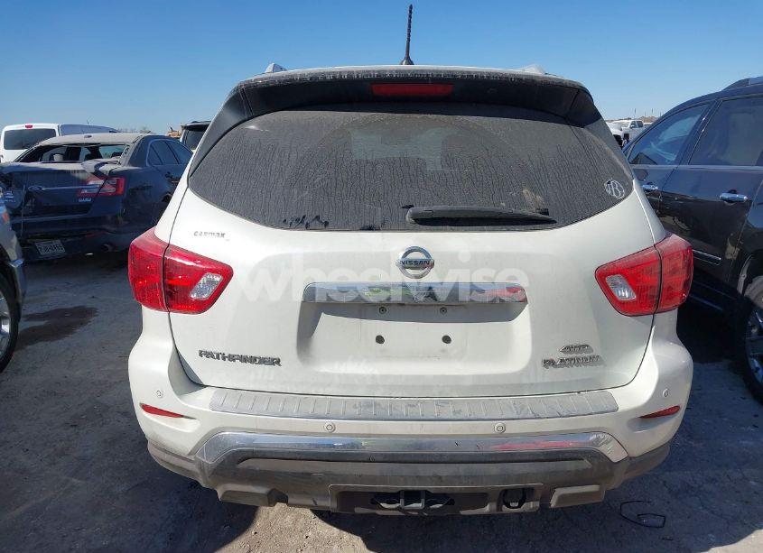 Photo 16 of 2017 Nissan Pathfinder PLATINUM (VIN 5N1DR2MM5HC658709)