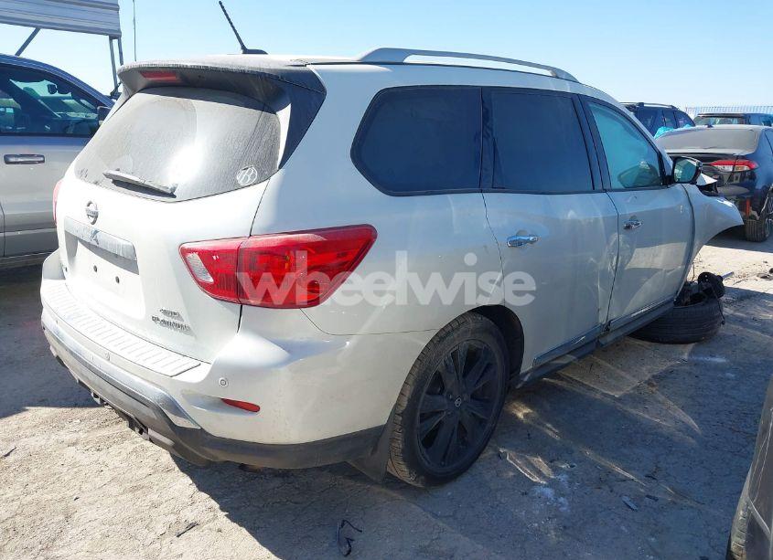 Photo 4 of 2017 Nissan Pathfinder PLATINUM (VIN 5N1DR2MM5HC658709)