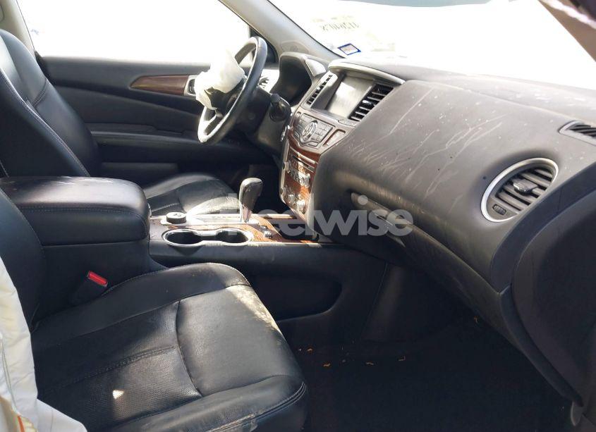 Photo 5 of 2017 Nissan Pathfinder PLATINUM (VIN 5N1DR2MM5HC658709)