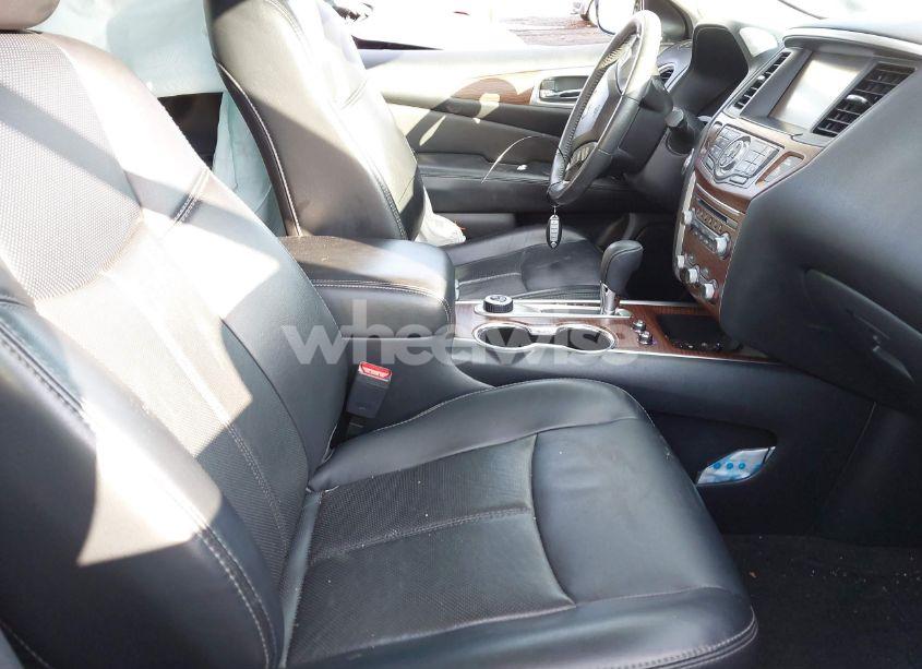 Photo 5 of 2017 Nissan Pathfinder PLATINUM (VIN 5N1DR2MM5HC660606)