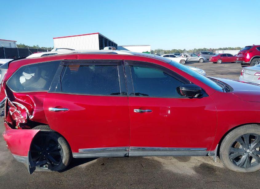 Photo 13 of 2017 Nissan Pathfinder PLATINUM (VIN 5N1DR2MM5HC661190)