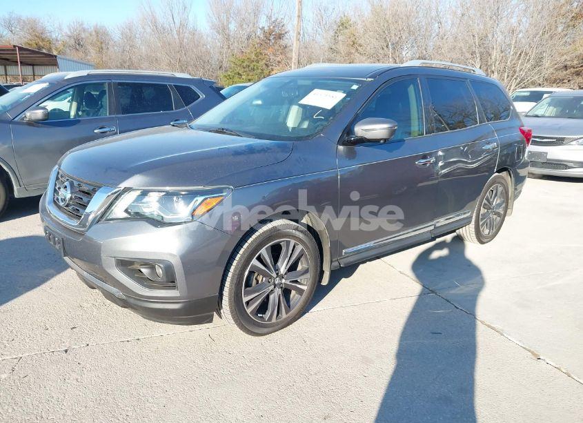 Photo 2 of 2017 Nissan Pathfinder PLATINUM (VIN 5N1DR2MM5HC681147)