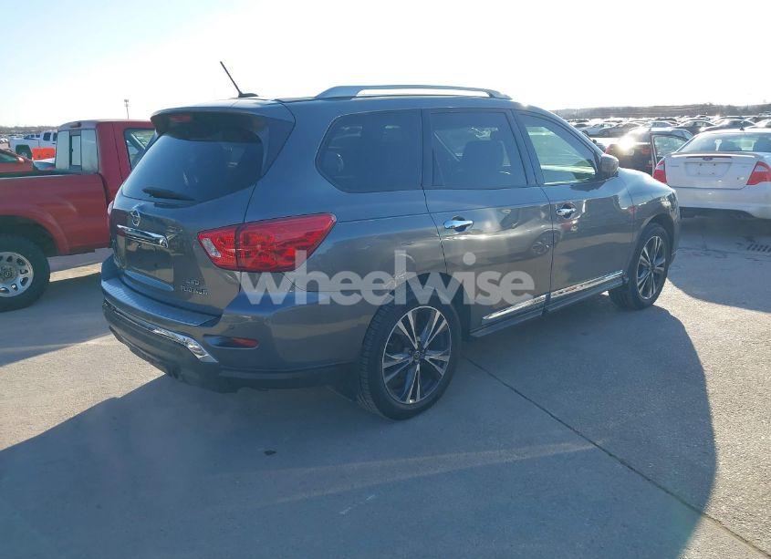 Photo 4 of 2017 Nissan Pathfinder PLATINUM (VIN 5N1DR2MM5HC681147)