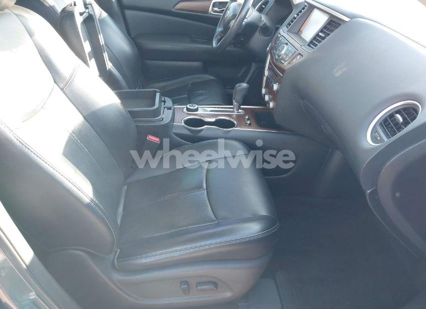 Photo 5 of 2017 Nissan Pathfinder PLATINUM (VIN 5N1DR2MM5HC681147)