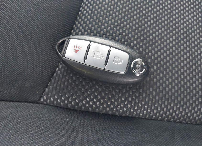 Photo 11 of 2017 Nissan Pathfinder S (VIN 5N1DR2MM5HC688941)