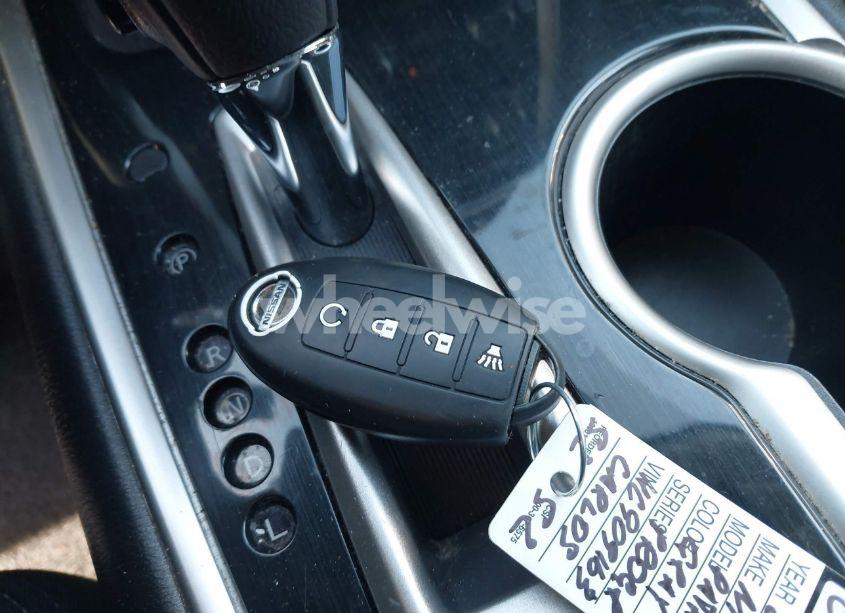 Photo 11 of 2017 Nissan Pathfinder SV (VIN 5N1DR2MM5HC909163)