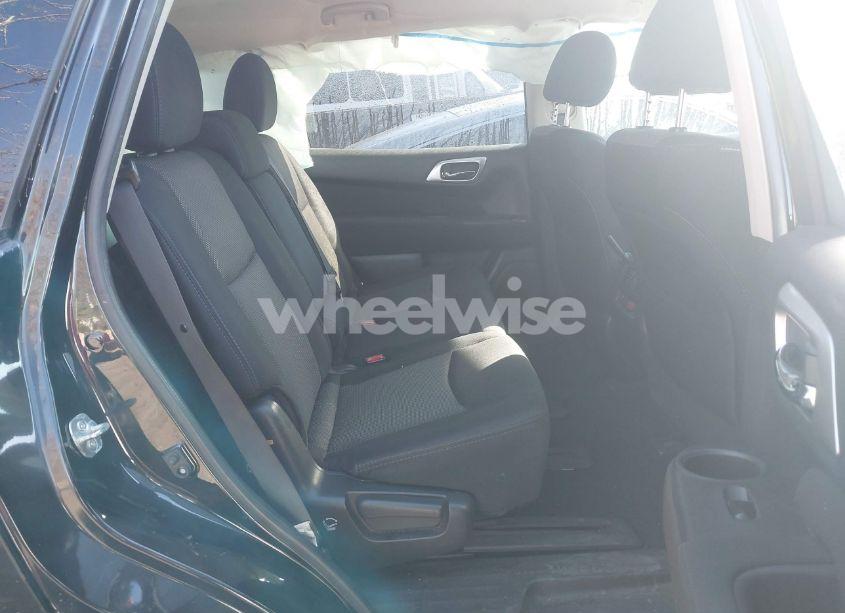 Photo 8 of 2017 Nissan Pathfinder S (VIN 5N1DR2MM5HC914041)