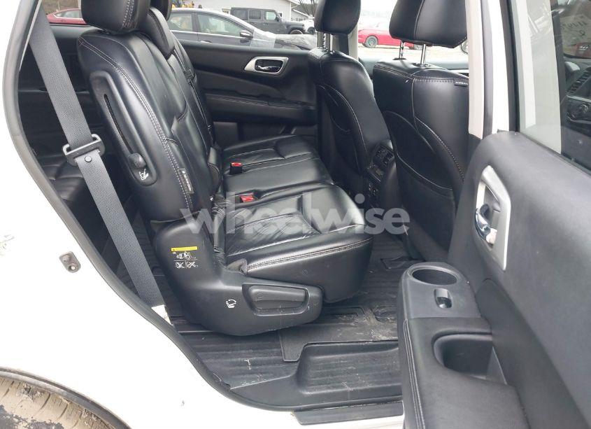 Photo 8 of 2018 Nissan Pathfinder SL (VIN 5N1DR2MM5JC613405)