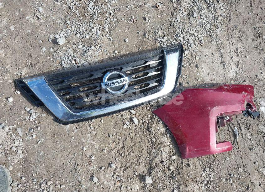 Photo 12 of 2018 Nissan Pathfinder SV (VIN 5N1DR2MM5JC645917)