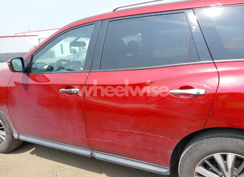 Photo 14 of 2018 Nissan Pathfinder SV (VIN 5N1DR2MM5JC659087)