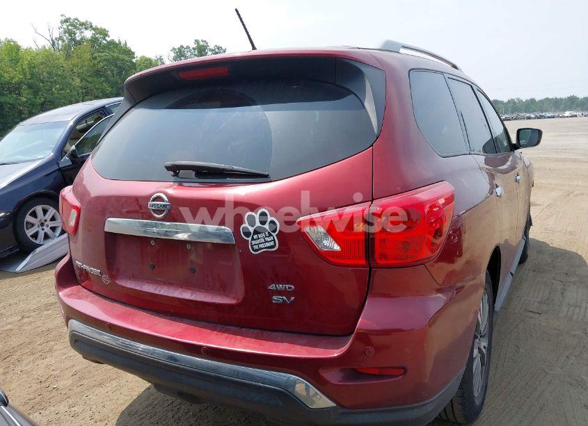 Photo 16 of 2018 Nissan Pathfinder SV (VIN 5N1DR2MM5JC659087)