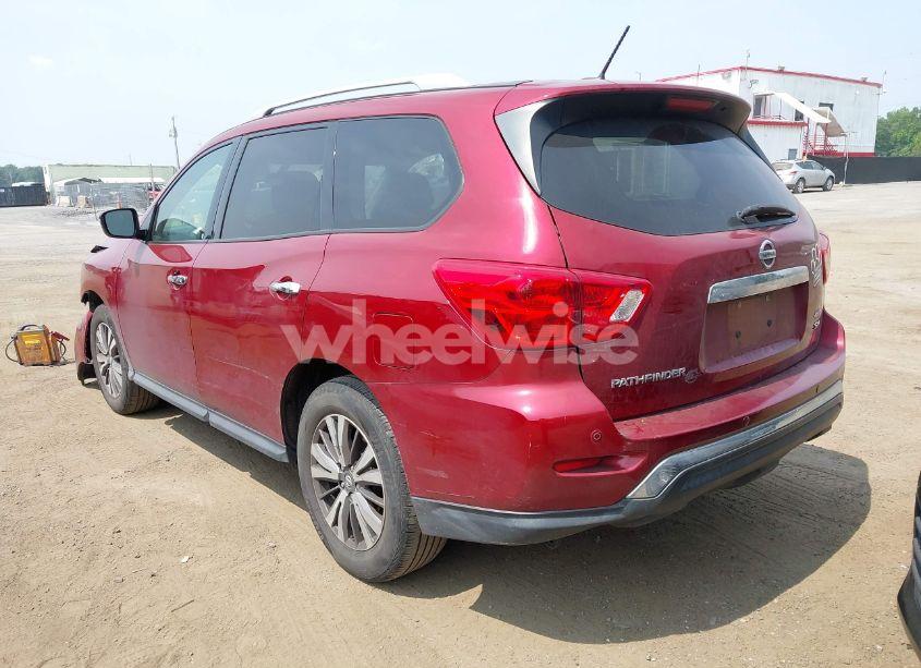 Photo 3 of 2018 Nissan Pathfinder SV (VIN 5N1DR2MM5JC659087)