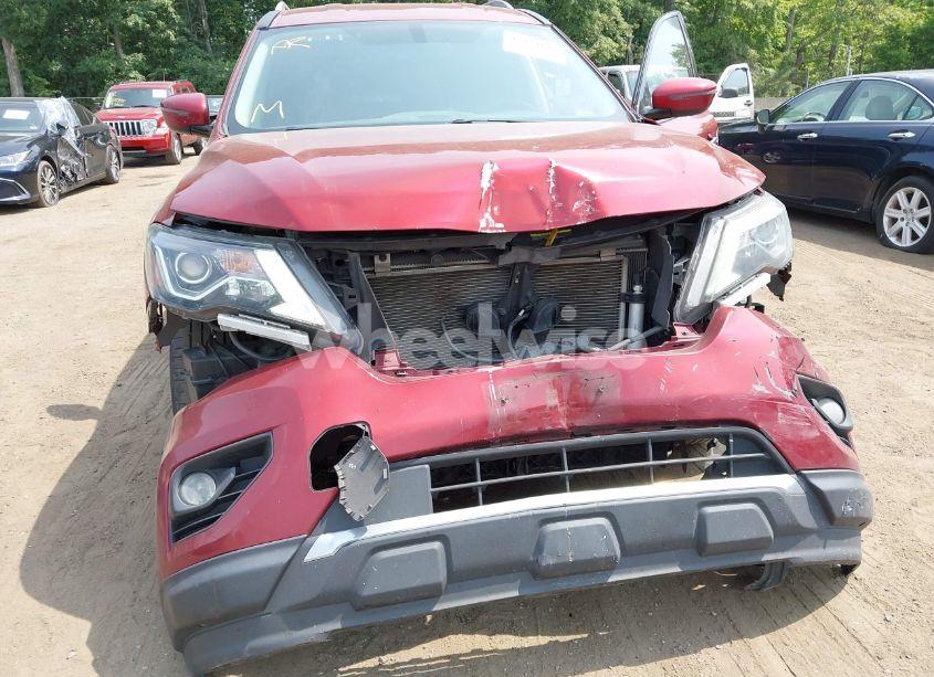 Photo 6 of 2018 Nissan Pathfinder SV (VIN 5N1DR2MM5JC659087)