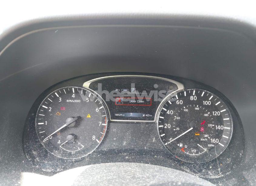 Photo 7 of 2018 Nissan Pathfinder SV (VIN 5N1DR2MM5JC659087)