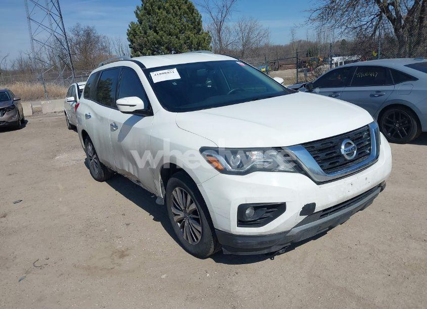 2018 Nissan Pathfinder SV (VIN 5N1DR2MM5JC670980) main photo